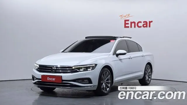 VOLKSWAGEN PASSAT B8 2022