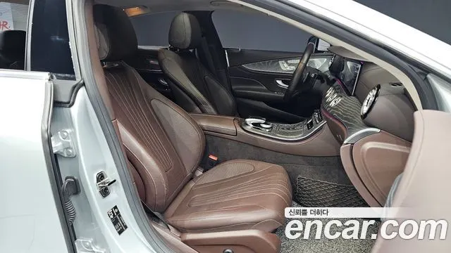 MERCEDES-BENZ CLS-CLASS C257 2019 — 45 877 км, серебристый, Корея — под ключ — фото 11