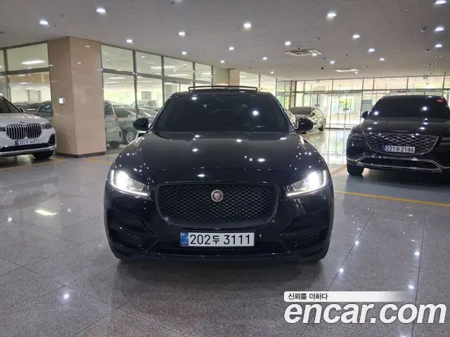 JAGUAR F-PACE 2018 — 143 774 км, чёрный, Корея — под ключ — фото 2