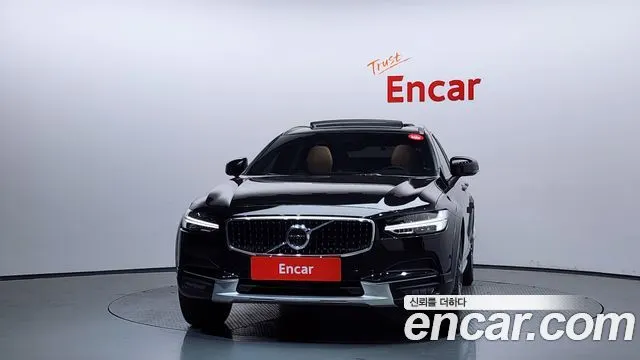 VOLVO V90 CROSS COUNTRY 2019 — 92 527 км, чёрный, Корея — под ключ — фото 3