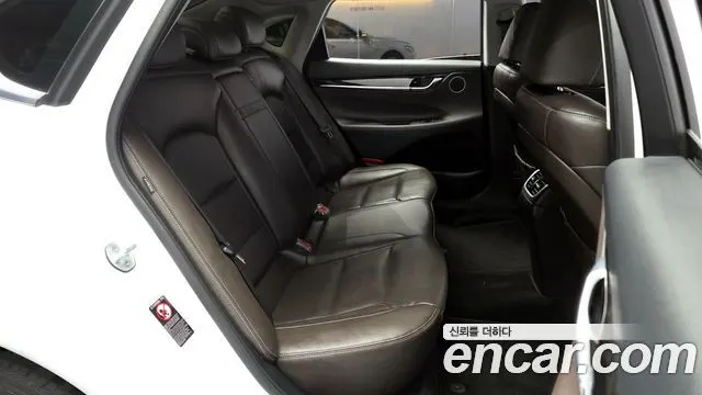 HYUNDAI GRANDEUR HYBRID 2019 — 77 623 км, белый, Корея — под ключ — фото 12