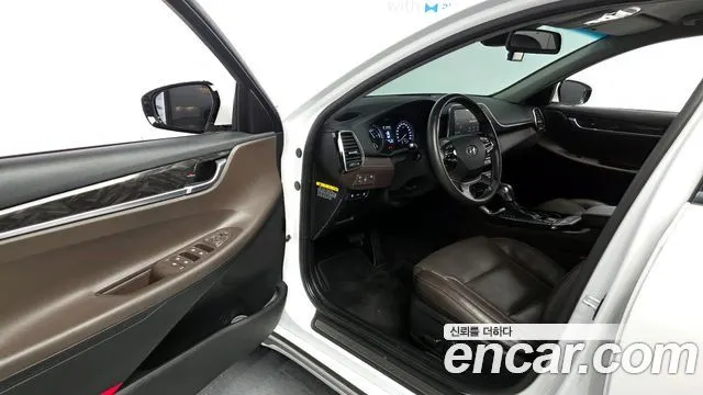 HYUNDAI GRANDEUR HYBRID 2019 — 77 623 км, белый, Корея — под ключ — фото 10