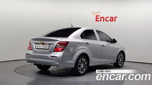 CHEVROLET AVEO SEDAN 2017 — 133 967 км, серебристый, Корея — под ключ — фото 2