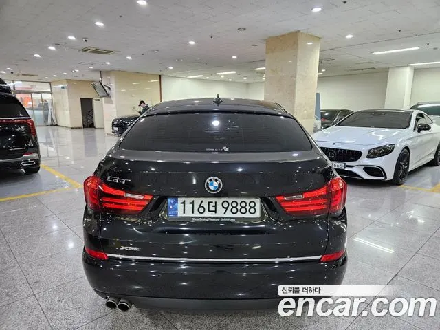 BMW 5 SERIES GT 2015 — 95 411 км, чёрный, Корея — под ключ — фото 4