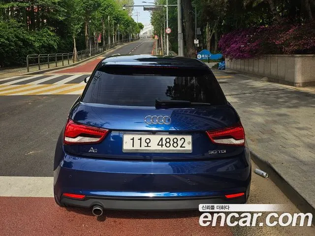 AUDI A1 2015 — 89 000 км, синий, Корея — под ключ — фото 7