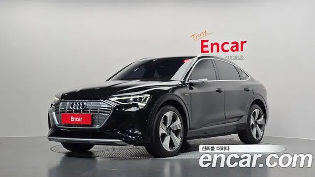 AUDI E-TRON 2021