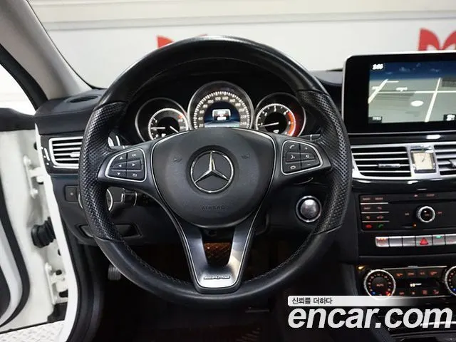 MERCEDES-BENZ CLS-CLASS W218 2017 — 85 577 км, белый-перламутр, Корея — под ключ — фото 4