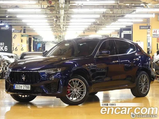 MASERATI LEVANTE 2020 — 38 000 км, синий, Корея — под ключ — фото 1
