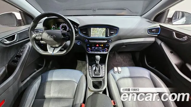 HYUNDAI IONIQ HYBRID 2017 — 90 955 км, белый, Корея — под ключ — фото 7