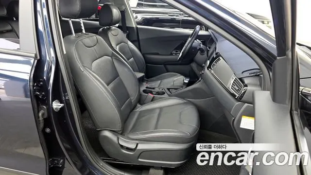 KIA NIRO 2017 — 64 514 км, синий, Корея — под ключ — фото 11