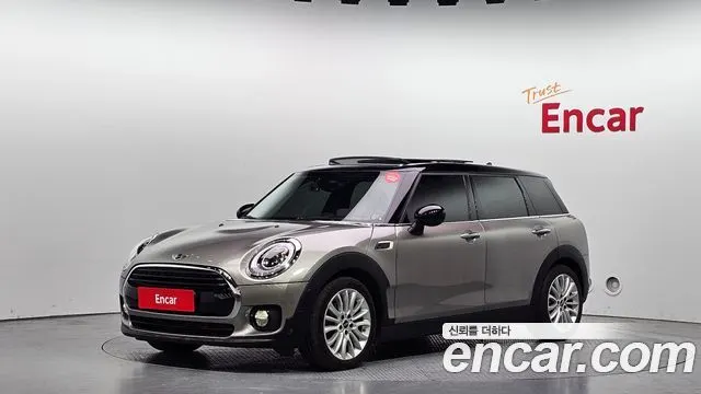 MINI COOPER D CLUBMAN 2018 — 148 443 км, светло-золотистый, Корея — под ключ — фото 1