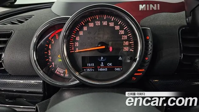 MINI COOPER D CLUBMAN 2018 — 148 443 км, светло-золотистый, Корея — под ключ — фото 8