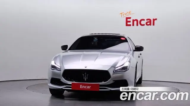 MASERATI QUATTROPORTE 2017 — 104 767 км, серебристый, Корея — под ключ — фото 3