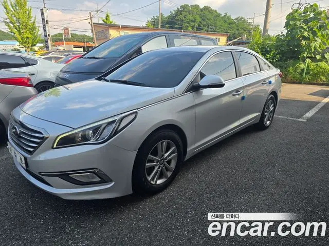 HYUNDAI SONATA 2017 — 113 500 км, серебристый, Корея — под ключ — фото 1