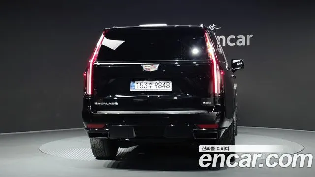 CADILLAC ESCALADE 2023 — 38 323 км, чёрный, Корея — под ключ — фото 4