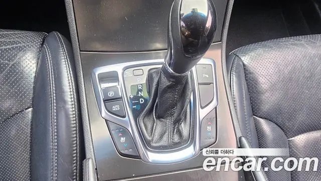 HYUNDAI GRANDEUR 2016 — 188 913 км, серебристо-серый, Корея — под ключ — фото 9