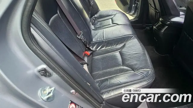 HYUNDAI GRANDEUR 2016 — 188 913 км, серебристо-серый, Корея — под ключ — фото 10