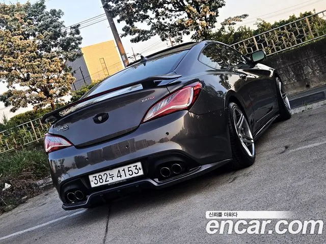 HYUNDAI GENESIS COUPE 2012 — 147 565 км, серый, Корея — под ключ — фото 2