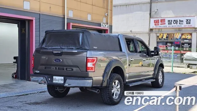 FORD F150 2019 — 93 393 км, коричневый, Корея — под ключ — фото 2