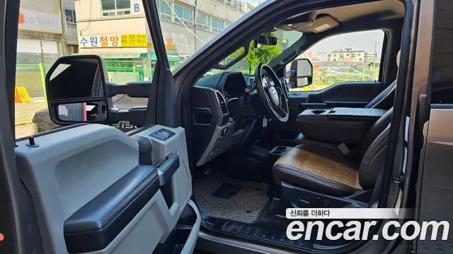FORD F150 2019 — 93 393 км, коричневый, Корея — под ключ — фото 10
