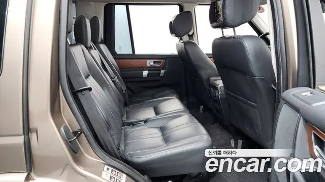 LAND ROVER DISCOVERY 4 2015 — 164 850 км, светло-золотистый, Корея — под ключ — фото 11
