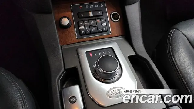 LAND ROVER DISCOVERY 4 2015 — 164 850 км, светло-золотистый, Корея — под ключ — фото 9
