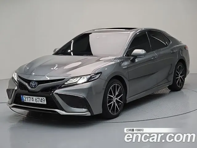 TOYOTA CAMRY 2024