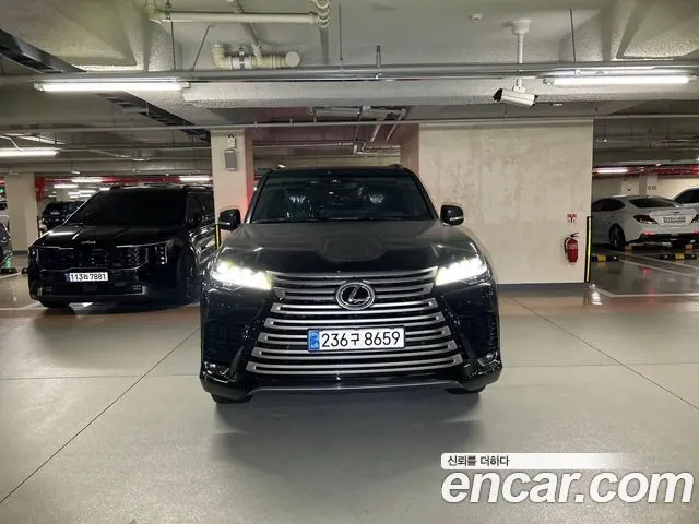 LEXUS LX 2025