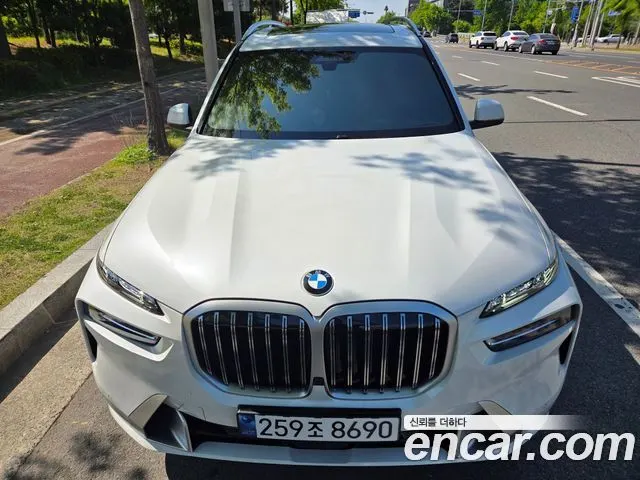 BMW X7 G07 2025