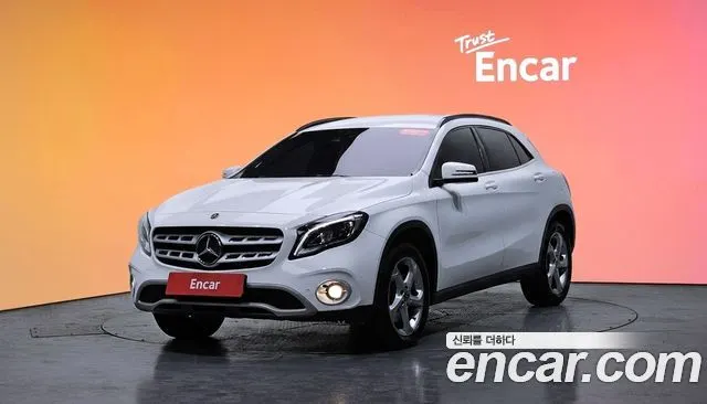 MERCEDES-BENZ GLA-CLASS X156 2018 — 52 371 км, белый, Корея — под ключ — фото 2