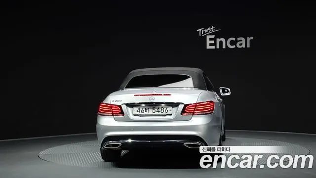 MERCEDES-BENZ E-CLASS W212 2017 — 48 629 км, серебристый, Корея — под ключ — фото 4