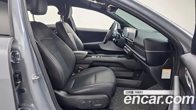 HYUNDAI IONIQ 6 2023 — 34 705 км, серебристо-серый, Корея — под ключ — фото 11