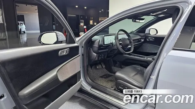 HYUNDAI IONIQ 6 2023 — 34 705 км, серебристо-серый, Корея — под ключ — фото 10