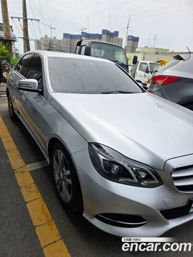 MERCEDES-BENZ E-CLASS W212 2015 — 105 500 км, серебристый, Корея — под ключ — фото 3