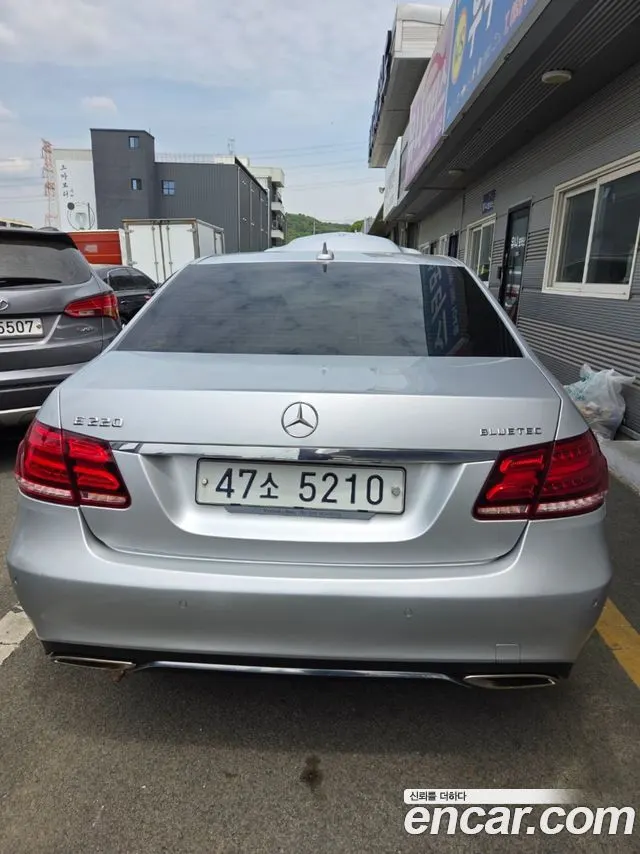 MERCEDES-BENZ E-CLASS W212 2015 — 105 500 км, серебристый, Корея — под ключ — фото 6