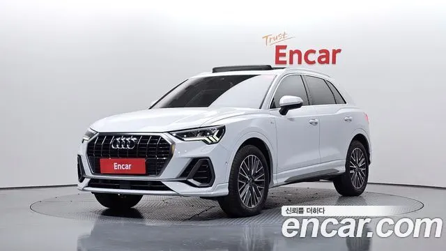 AUDI Q3 2024