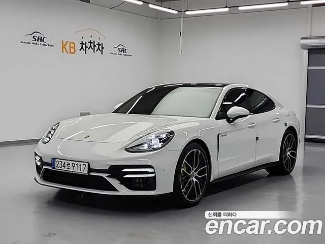 PORSCHE PANAMERA 971 2021