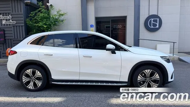 MERCEDES-BENZ EQE SUV X294 2024 — 16 000 км, белый, Корея — под ключ — фото 5