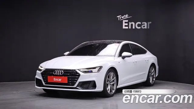 AUDI A7 4K 2021