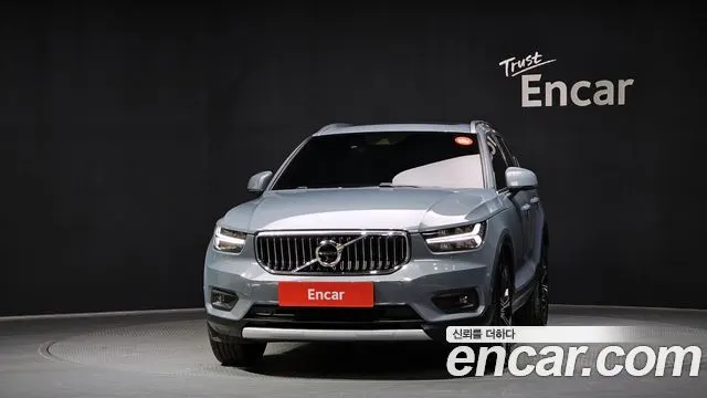 VOLVO XC40 2021 — 46 768 км, светло-серебристый, Корея — под ключ — фото 3