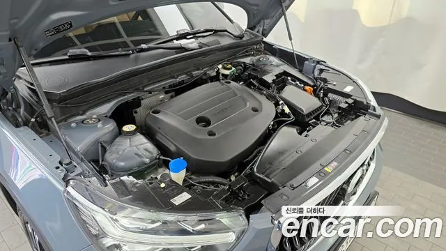 VOLVO XC40 2021 — 46 768 км, светло-серебристый, Корея — под ключ — фото 6