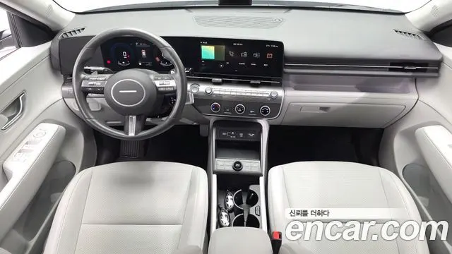 HYUNDAI KONA 2023 — 29 718 км, серебристо-серый, Корея — под ключ — фото 7