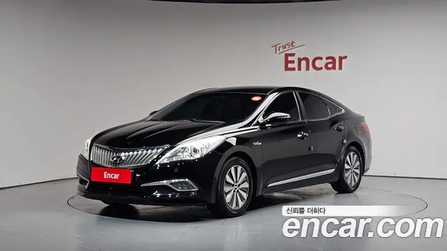 HYUNDAI GRANDEUR HYBRID HG 2016