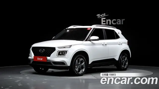 HYUNDAI VENUE 2024
