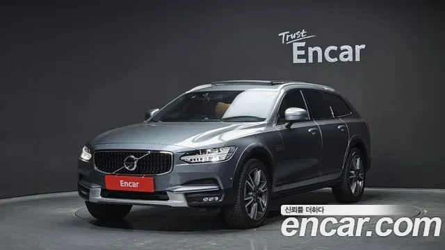 VOLVO V90 CROSS COUNTRY 2018