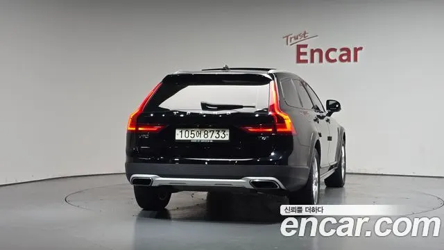 VOLVO V90 CROSS COUNTRY 2018 — 123 753 км, чёрный, Корея — под ключ — фото 4