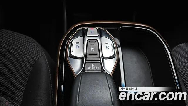 HYUNDAI IONIQ ELECTRIC 2018 — 50 473 км, белый, Корея — под ключ — фото 9
