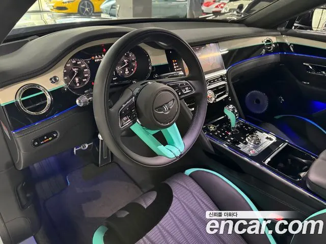 BENTLEY FLYING SPUR 2023 — 28 400 км, светло-серебристый, Корея — под ключ — фото 4