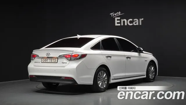 HYUNDAI SONATA HYBRID LF 2017