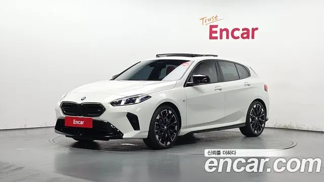 BMW 1 SERIES 2025